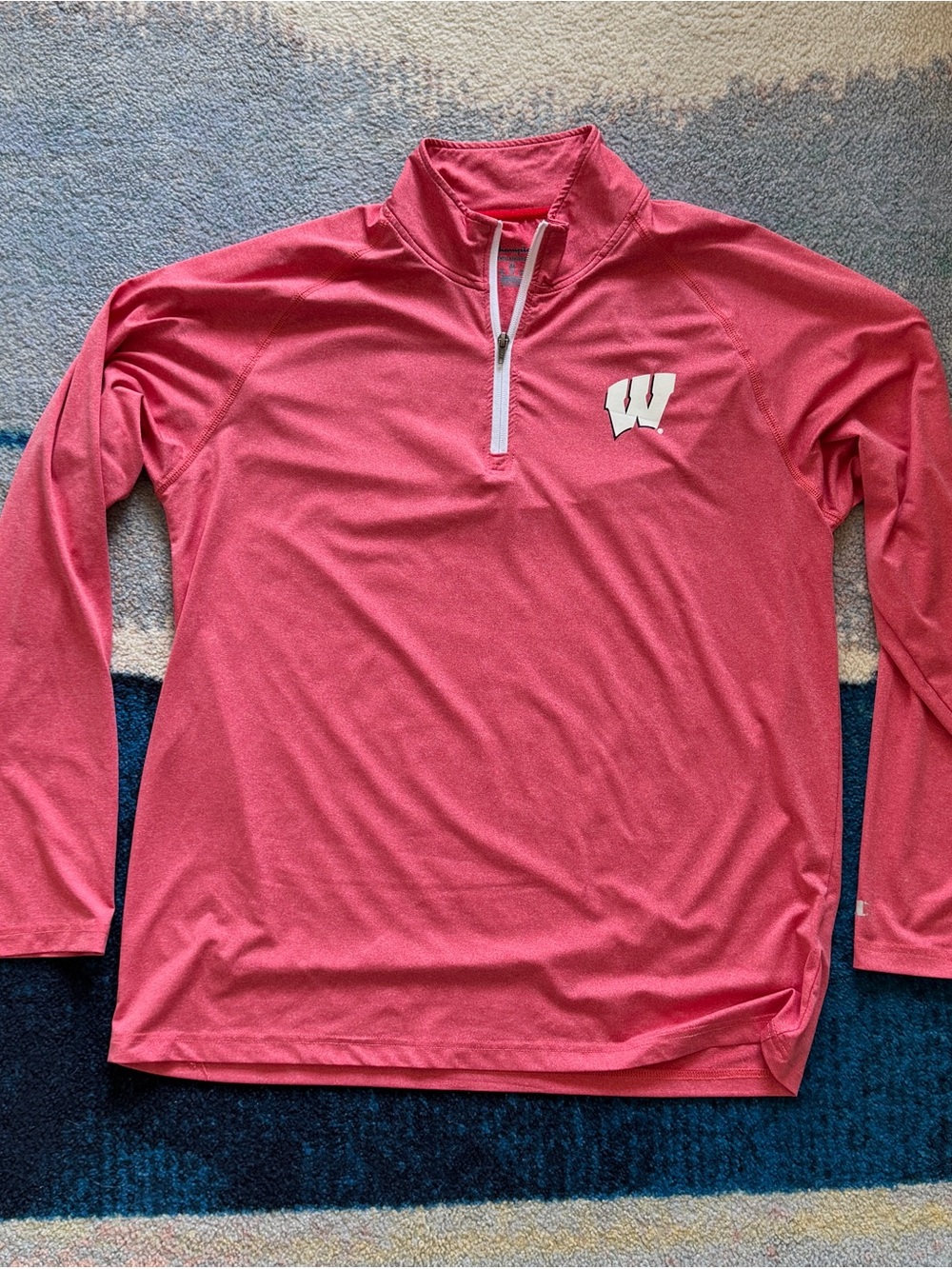 University of Wisconsin Champion Long Sleeve Quarter-Zip Pullover XL Red